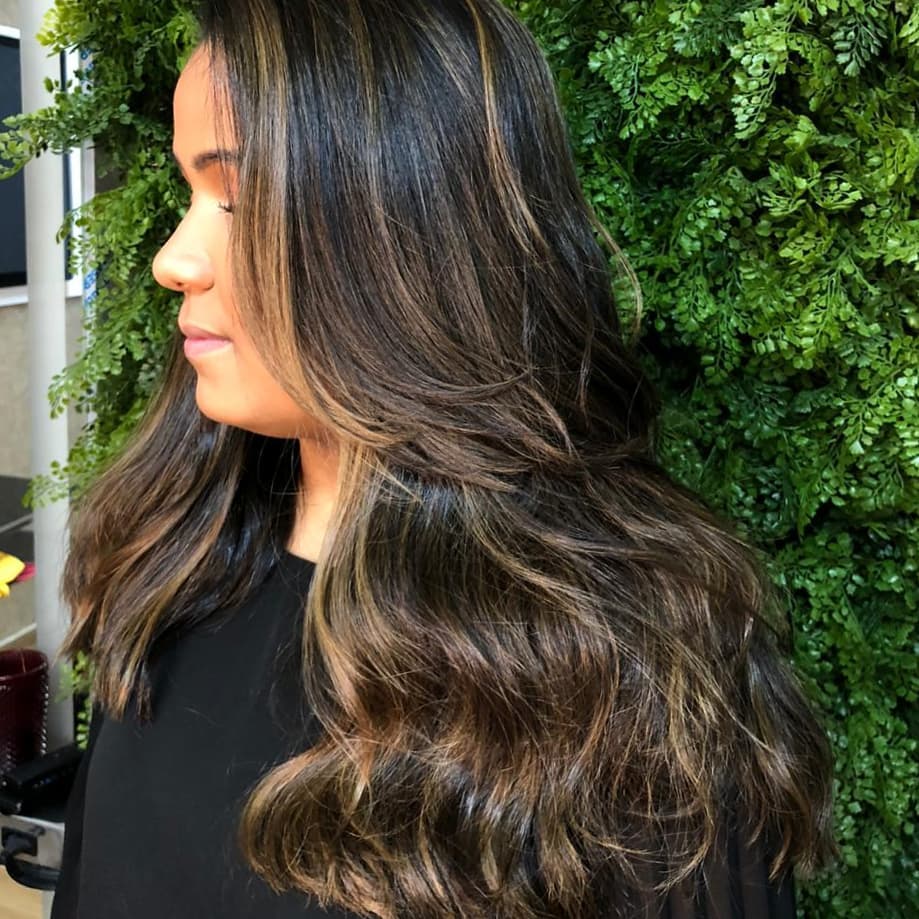 Morena Iluminada no Alto Ipiranga - Gloss Hair Therapy Morena Iluminada no Alto Ipiranga - Gloss Hair Therapy